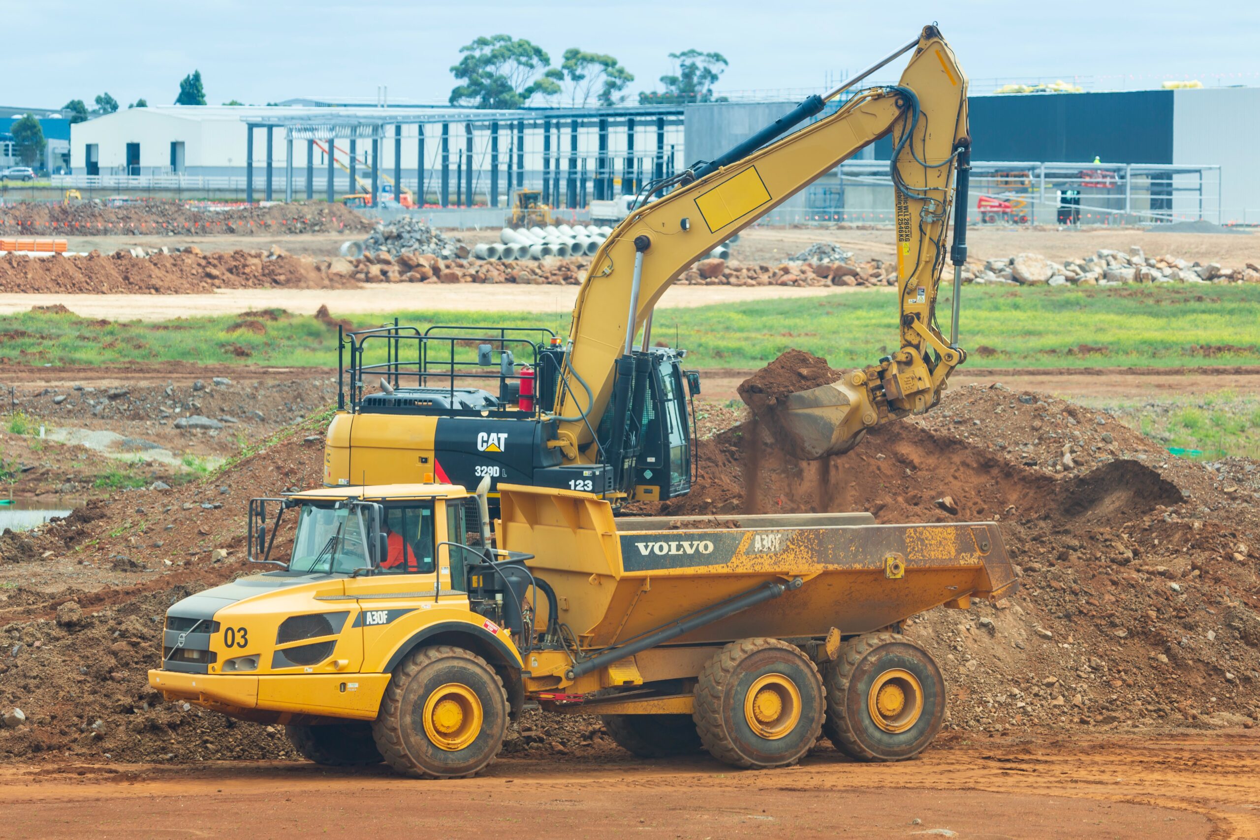 Solicitud de alquiler de maquinaria para construcción